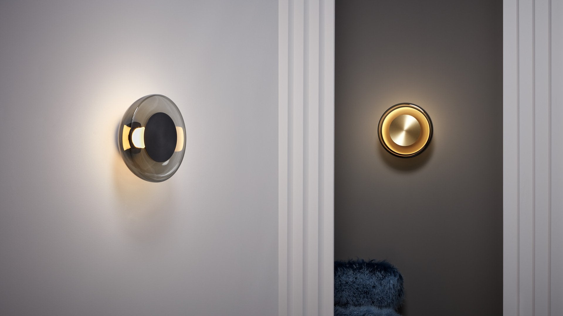 CTO Lighting - Pendulum Wall Light - Hand-Blown Glass Shade with Satin Brass and Bronze - EB London