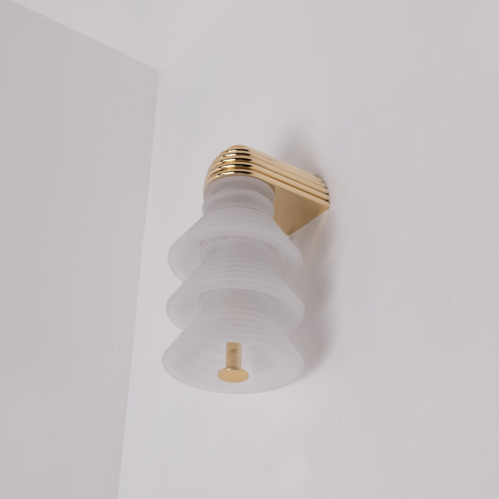 Insulator Sconce 3A by Novocastrian - EB London