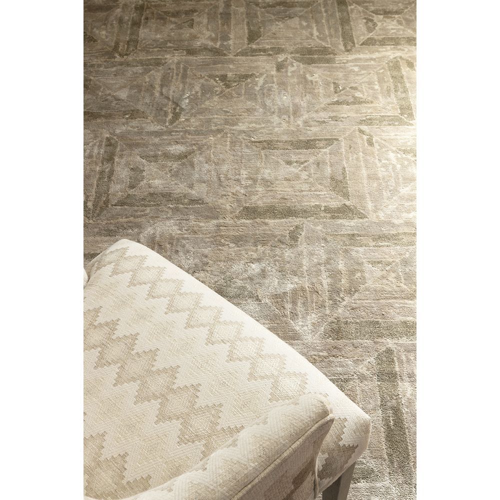 William Yeoward Kashan - Cloud 250x350 Rug luxury rug - EB London product image 1