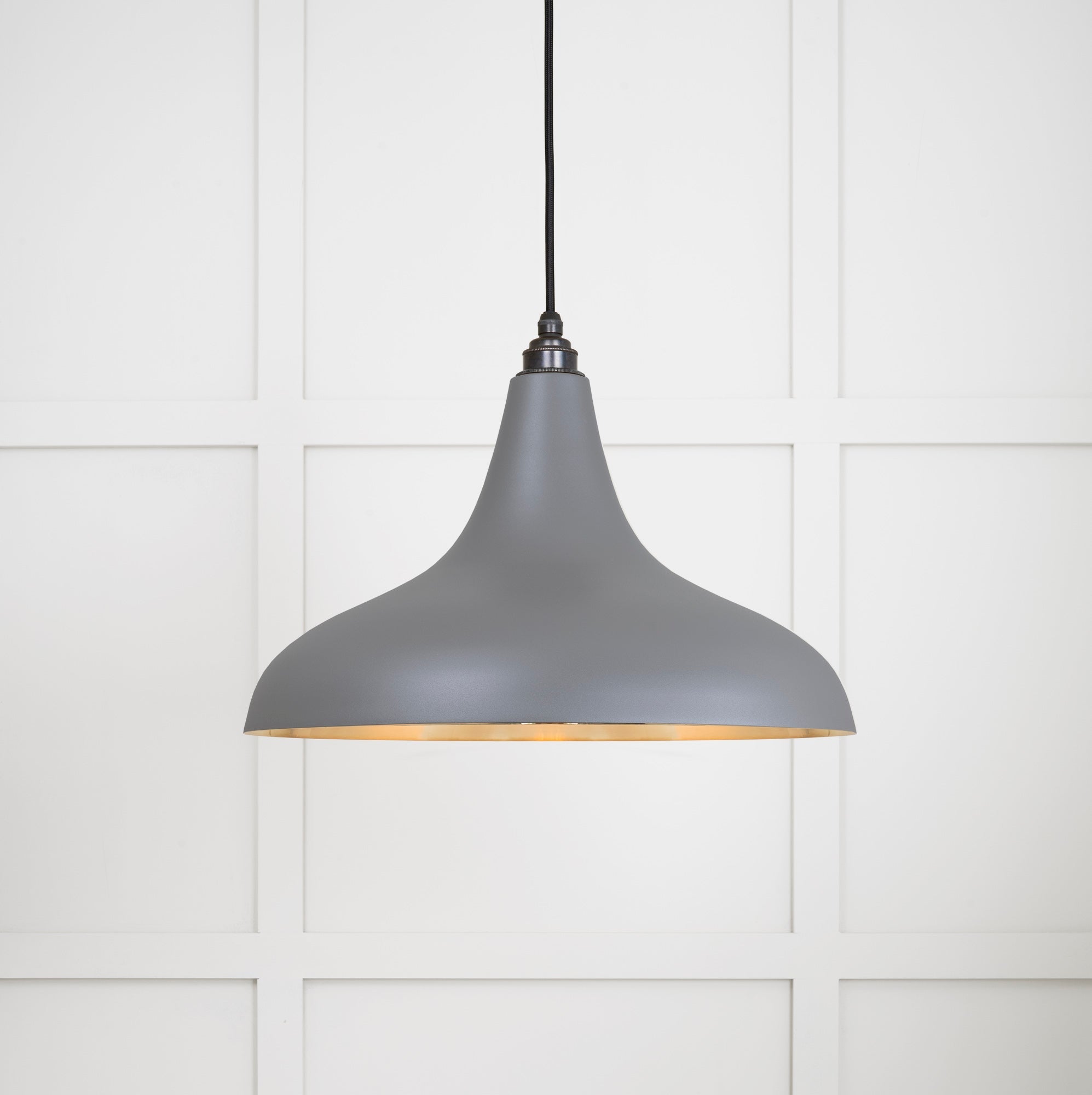 Smooth Brass Frankley Pendant | Bluff - From The Anvil - EB London
