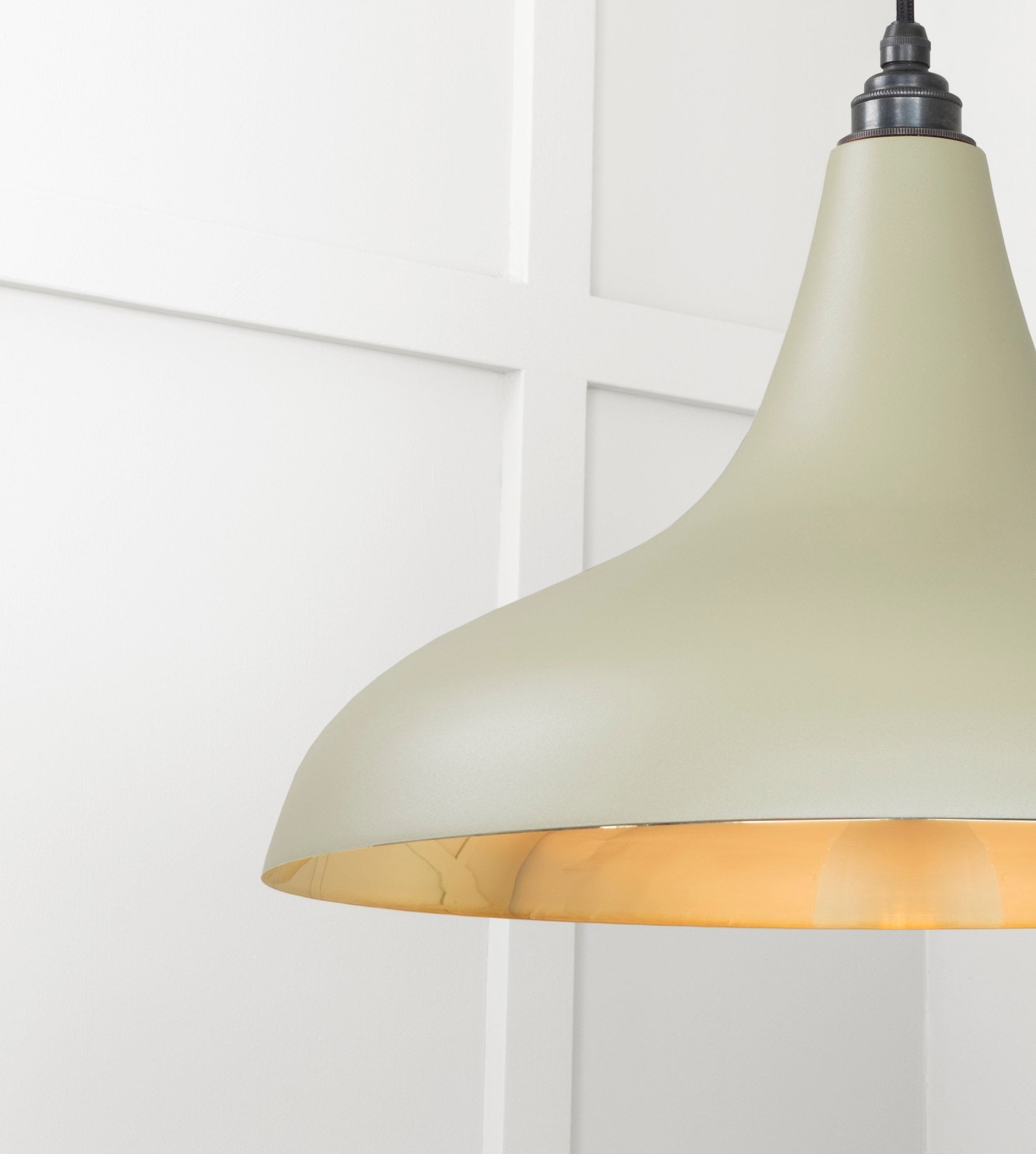 Smooth Brass Frankley Pendant | Tump - From The Anvil - EB London