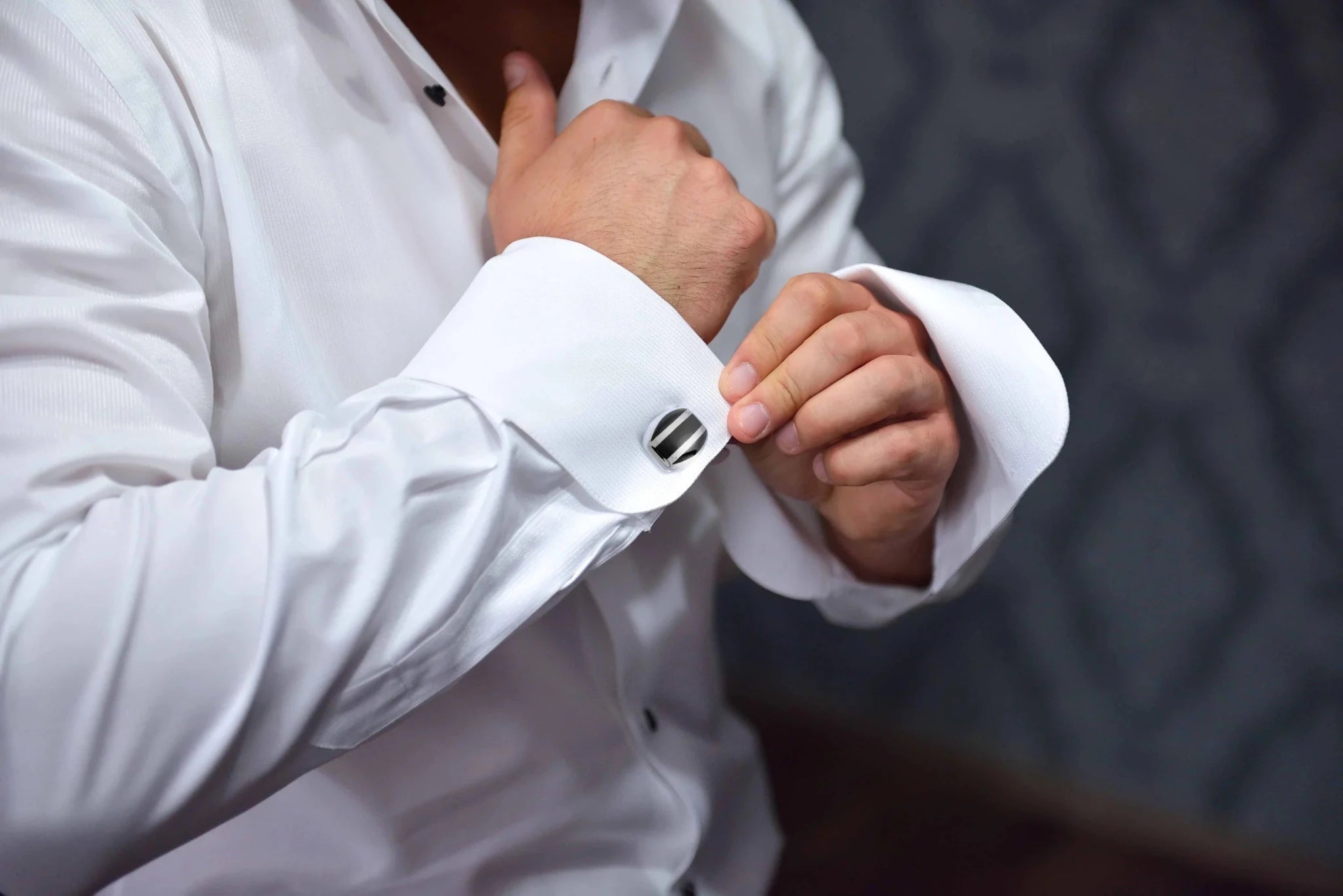Sterling Silver Barrel Cufflinks with Striped Onyx Inlay – Deakin & Francis - EB London