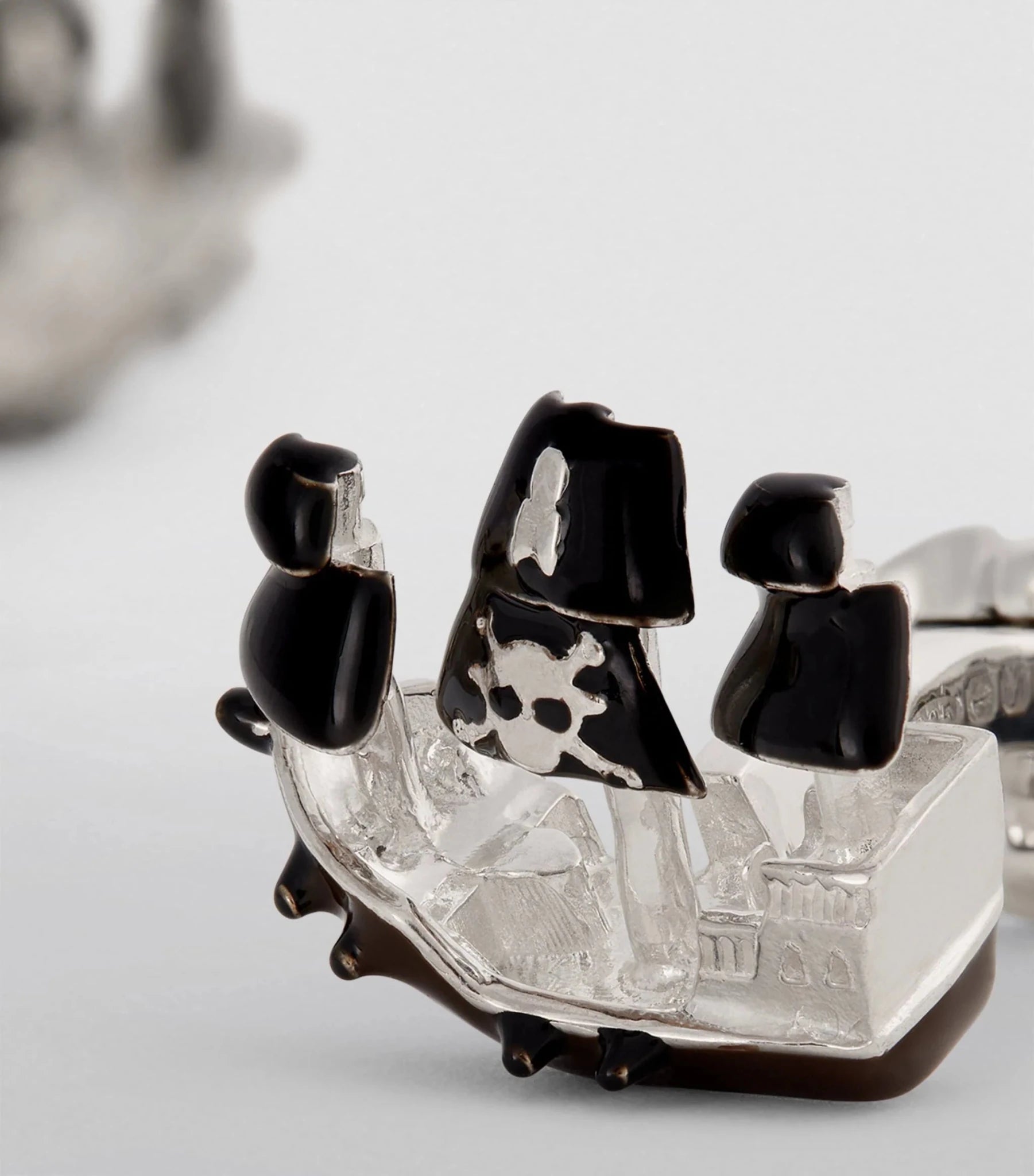 Sterling Silver Brown and Black Enamel Pirate Ship Cufflinks – Deakin & Francis - EB London