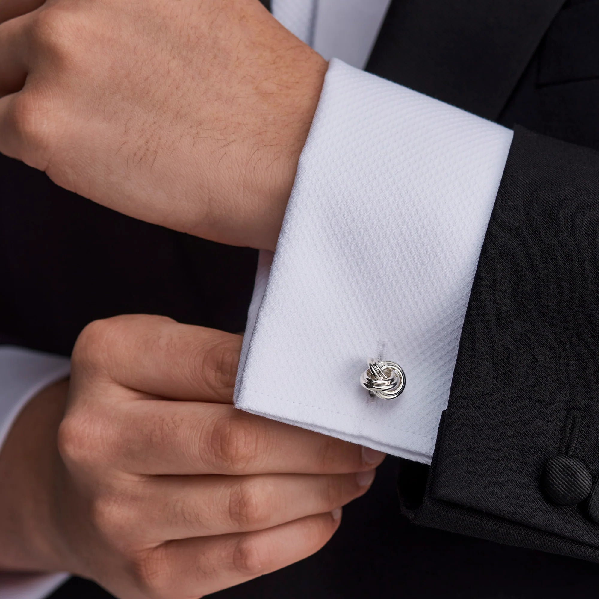 Sterling Silver Classic Knot Cufflinks – Deakin & Francis - EB London
