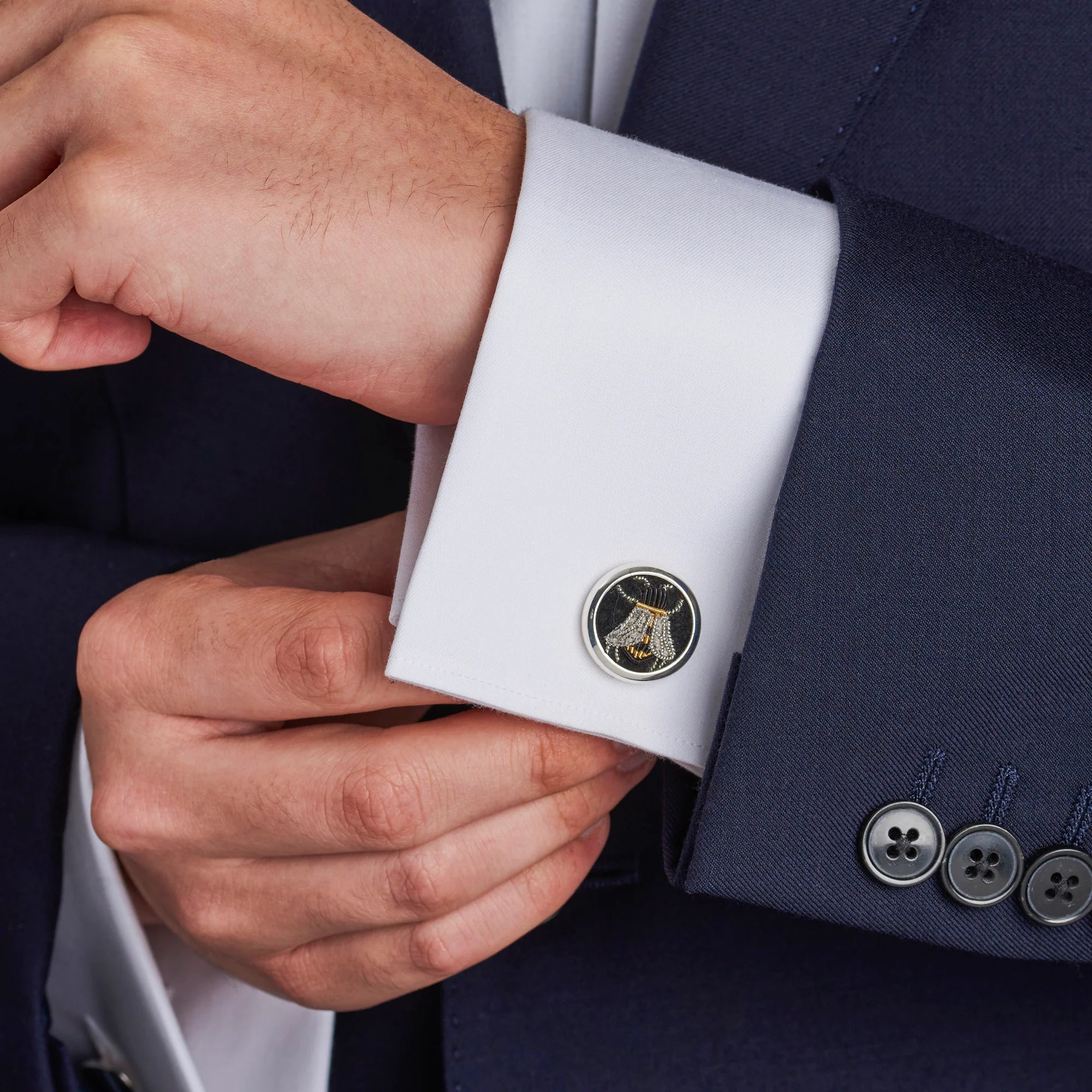Silver Embroidered Bee Cufflinks – Deakin & Francis - EB London