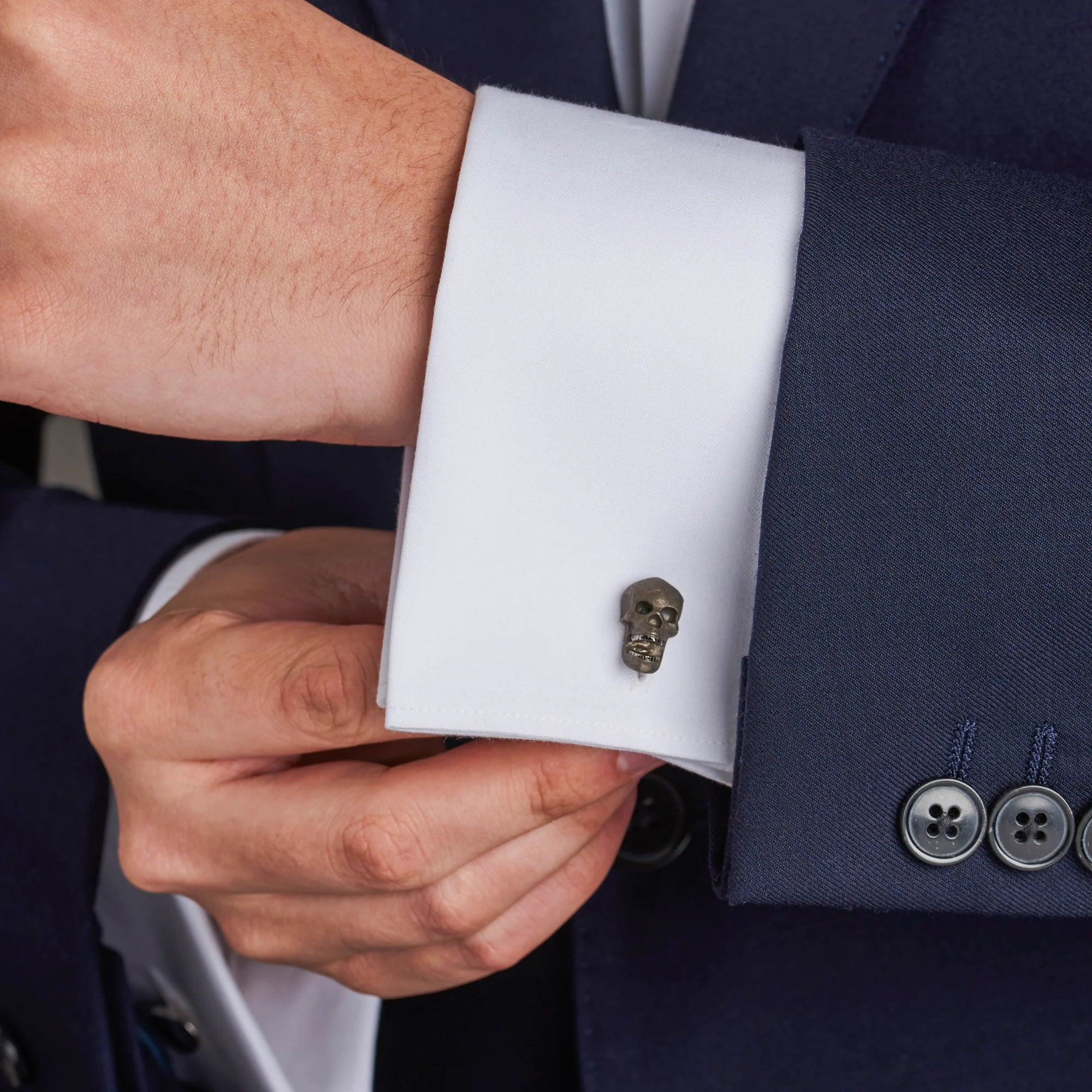 Sterling Silver Oxidised Skull Cufflinks – Deakin & Francis - EB London