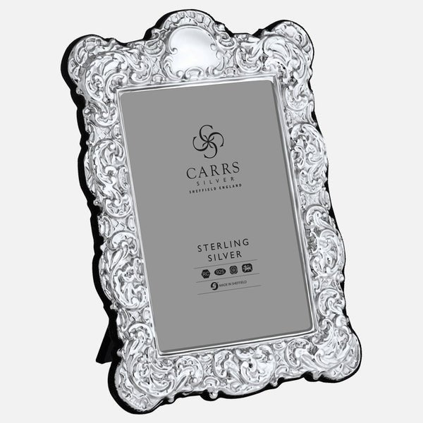 Traditional 6" x 4" Sterling Silver Photo Frame With Grey Velvet Back - Carrs Silver - EB London