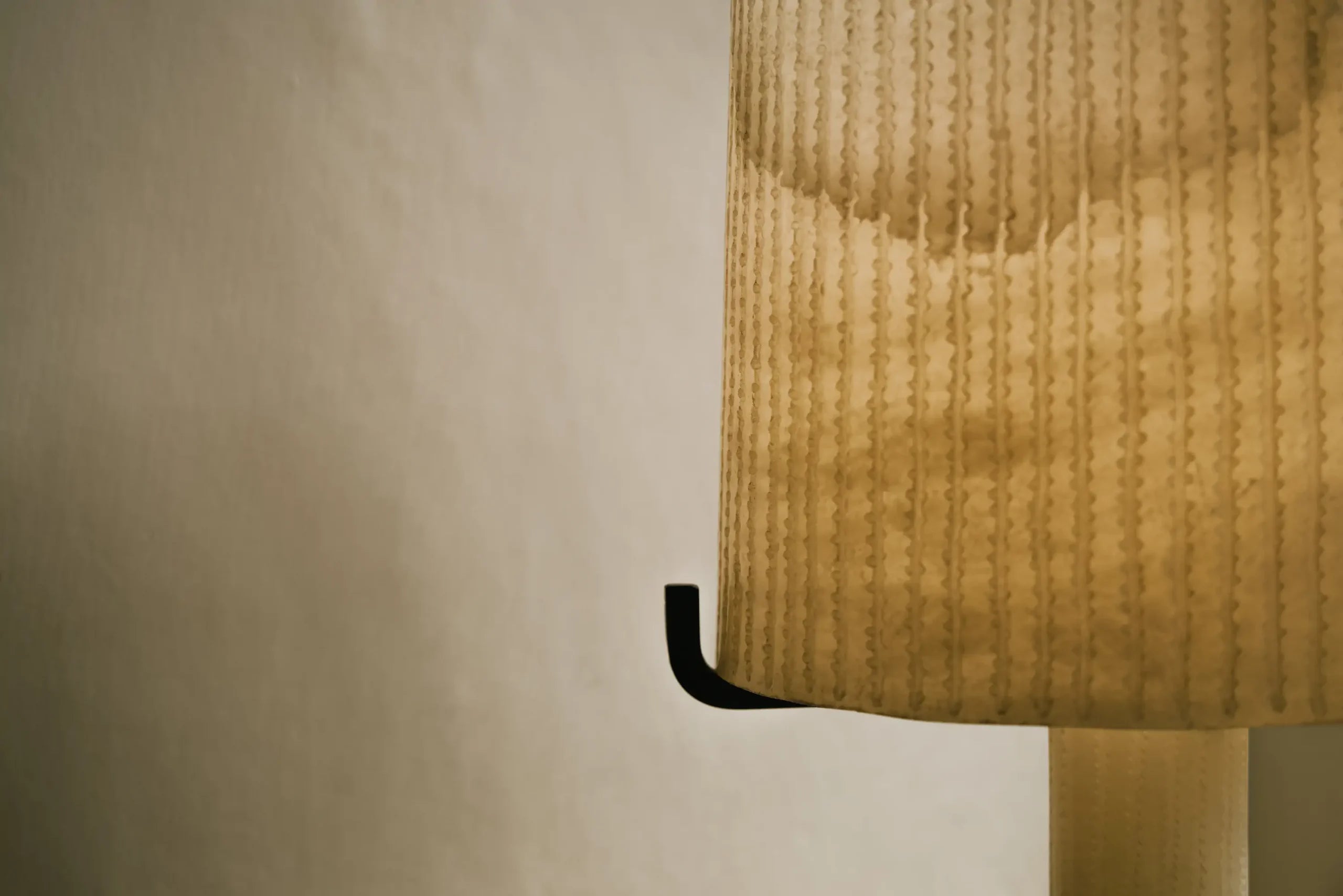 CTO Lighting - Acropolis Table Light - Honed Alabaster and Black Steel – EB London