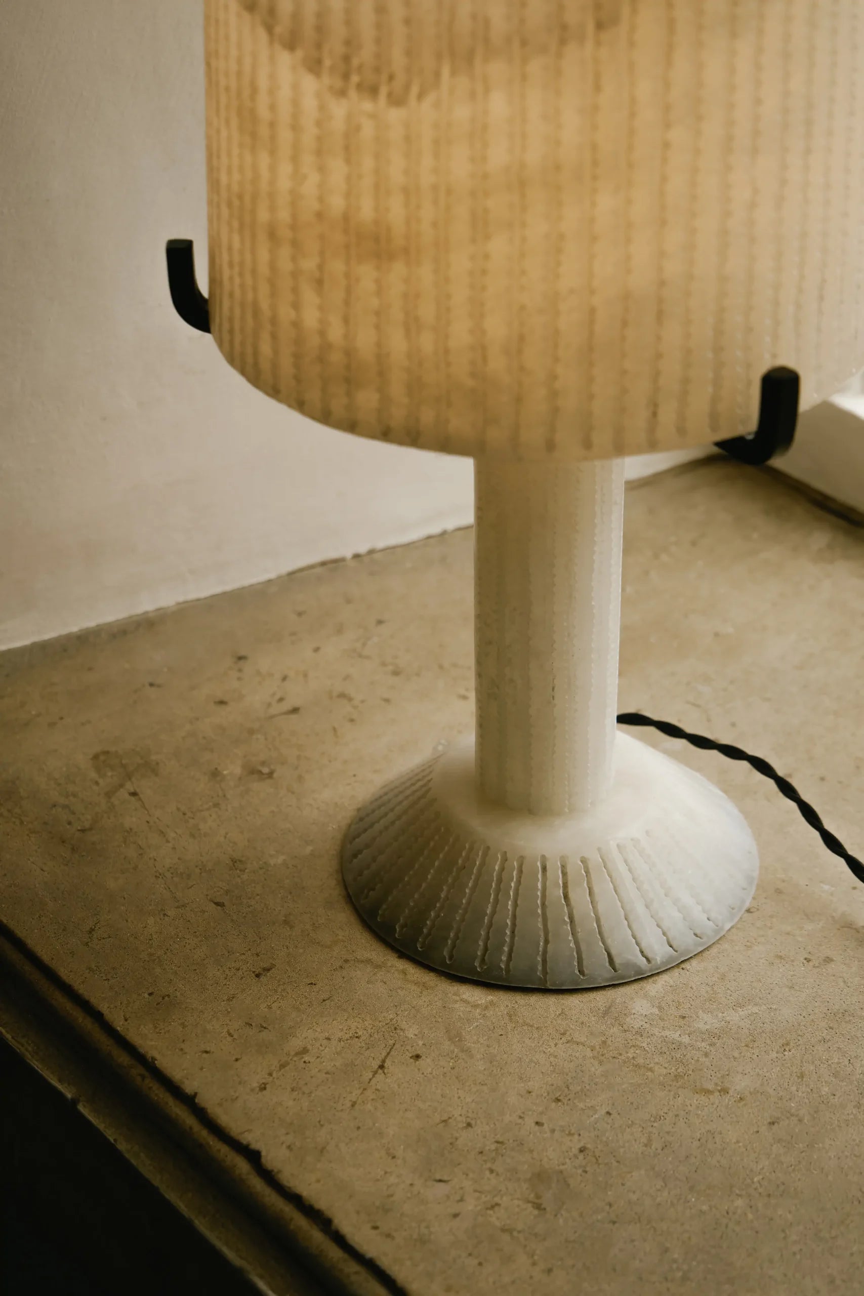 CTO Lighting - Acropolis Table Light - Honed Alabaster and Black Steel – EB London