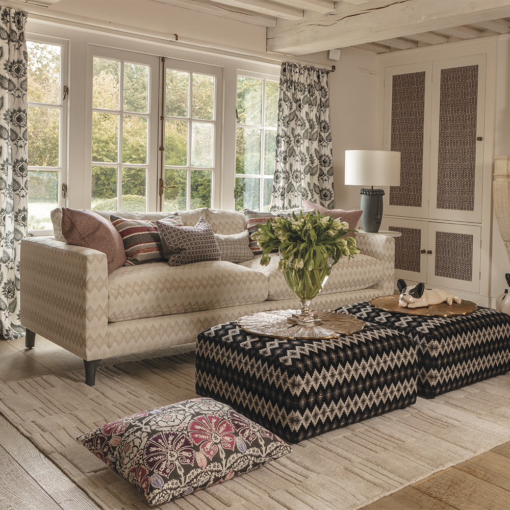 Shanti - Cloud 300x425 Rug by William Yeoward