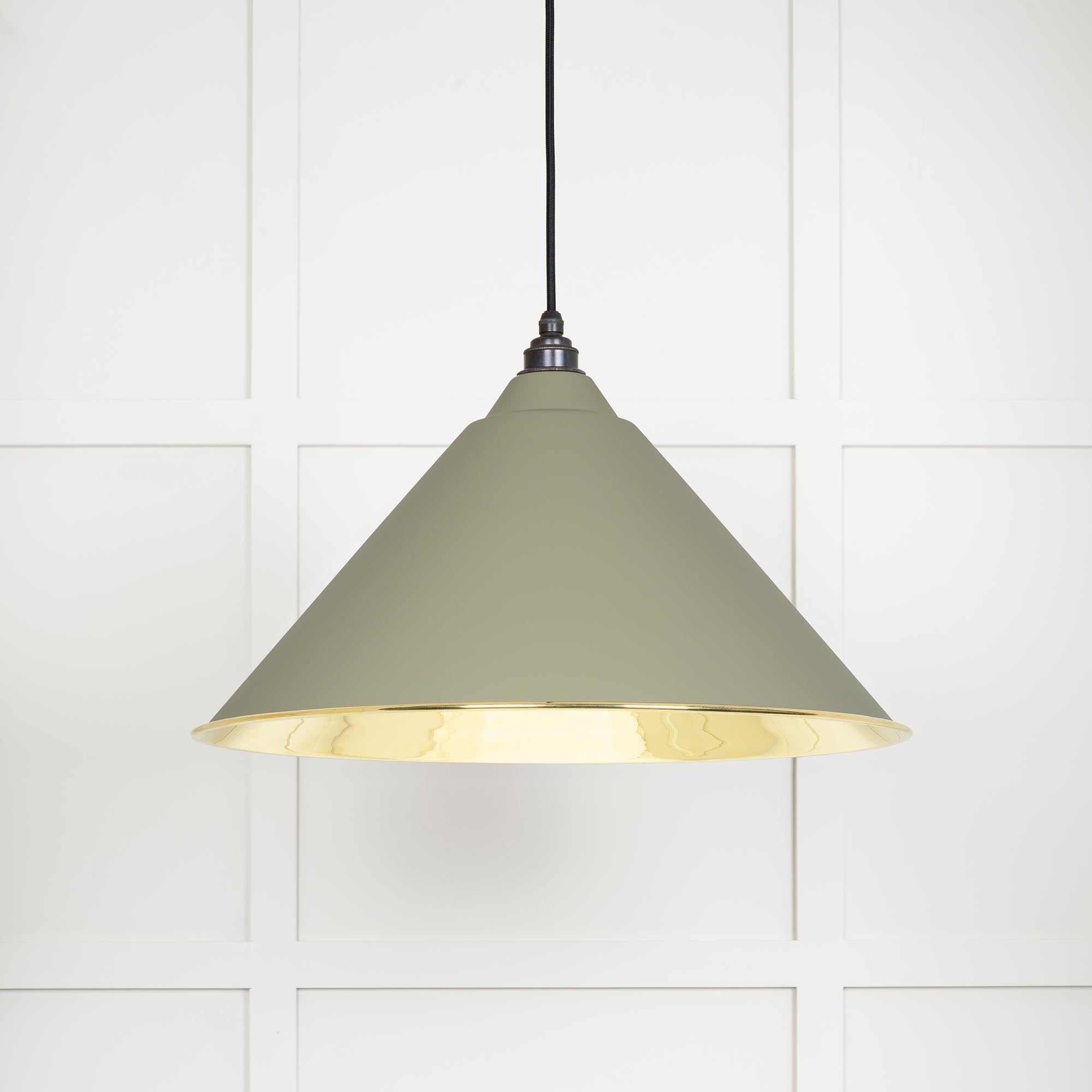Smooth Brass Hockley Pendant | Tump - From The Anvil - EB London