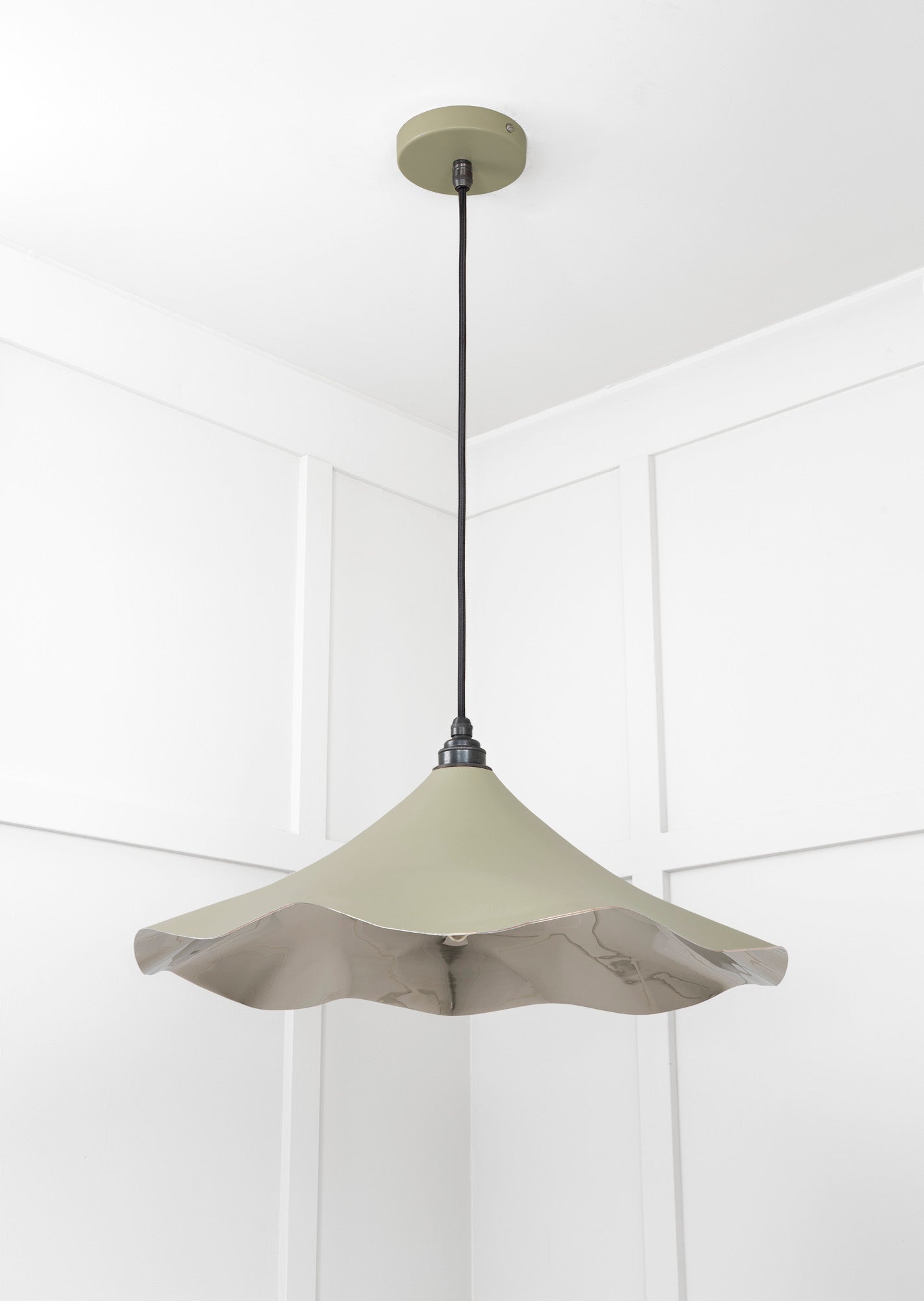 Smooth Nickel Flora Pendant | Tump - From The Anvil - EB London