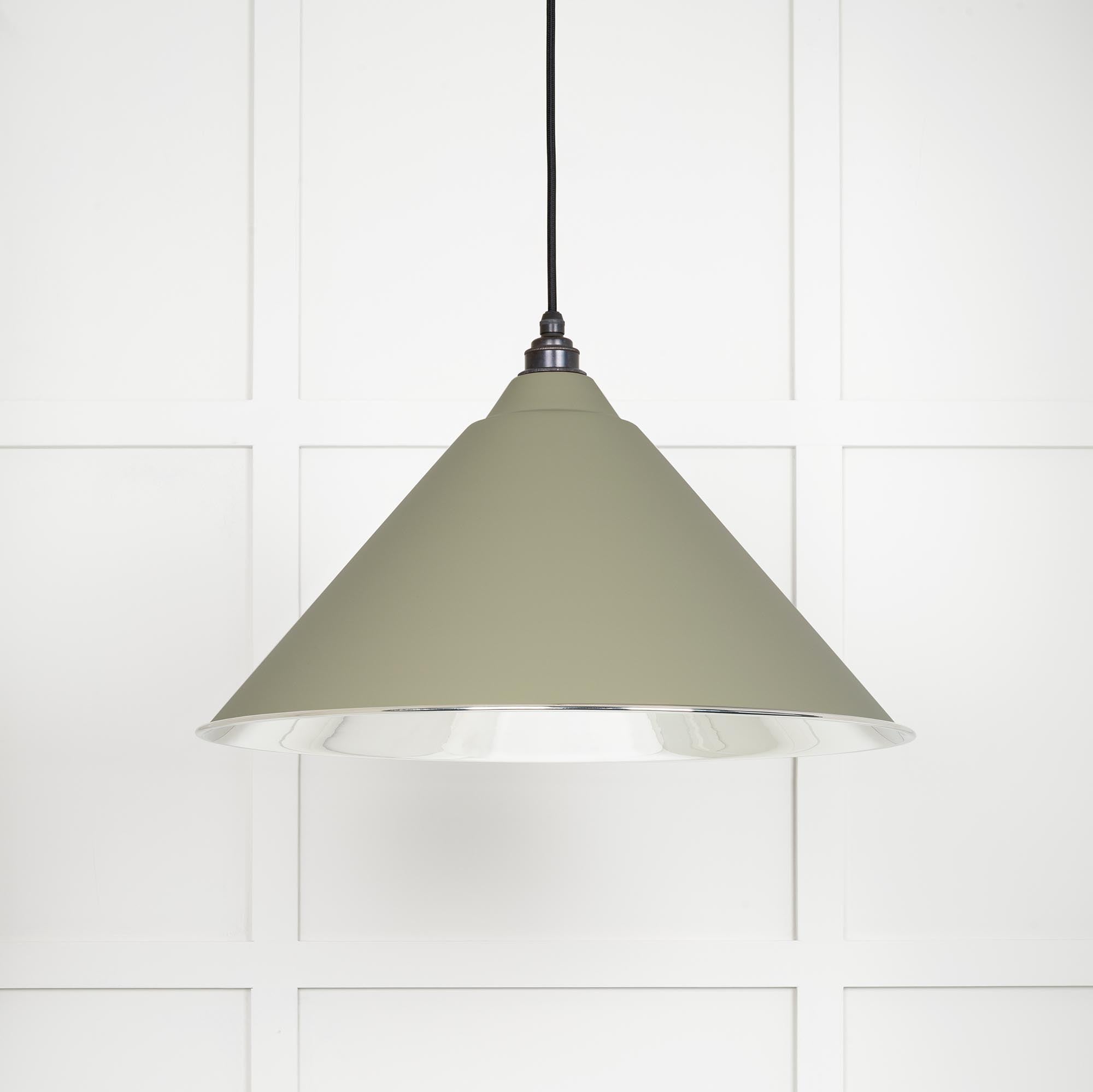Smooth Nickel Hockley Pendant | Tump - From The Anvil - EB London