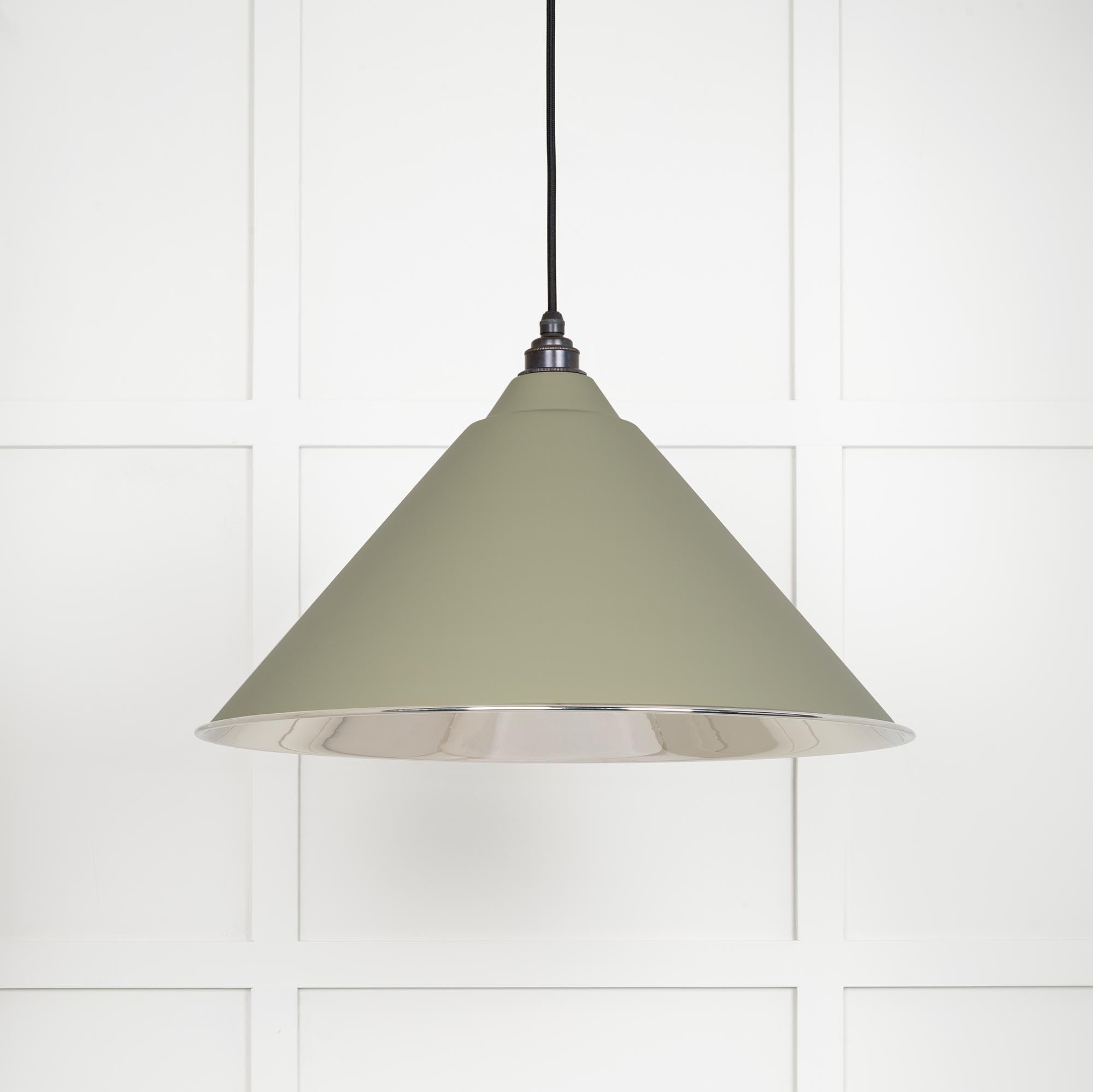 Smooth Nickel Hockley Pendant | Tump - From The Anvil - EB London