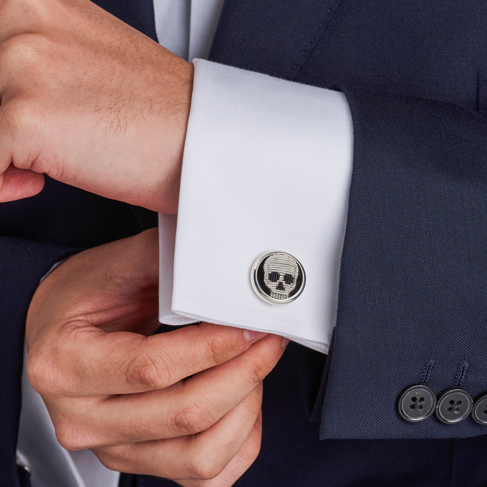 Silver Embroidered Skull Cufflinks – Deakin & Francis - EB London