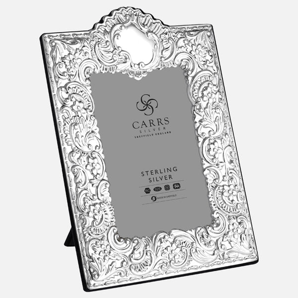 Carrs Silver sterling silver antique design photograph frame with grey velvet back, hallmarked, 18 cm x 13 cm (7" x 5")