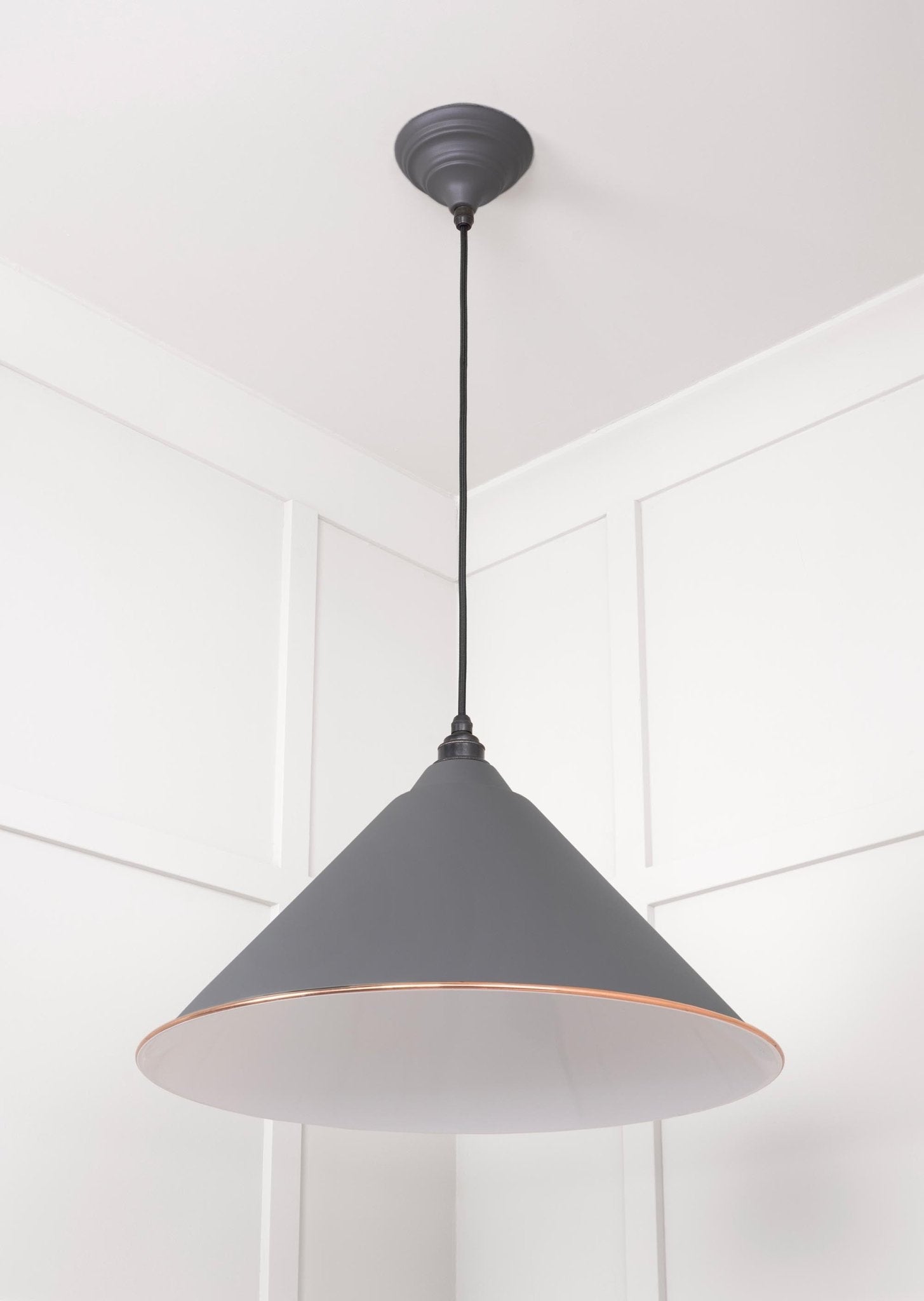 White Gloss Hockley Pendant | Accent Bluff - From The Anvil - EB London