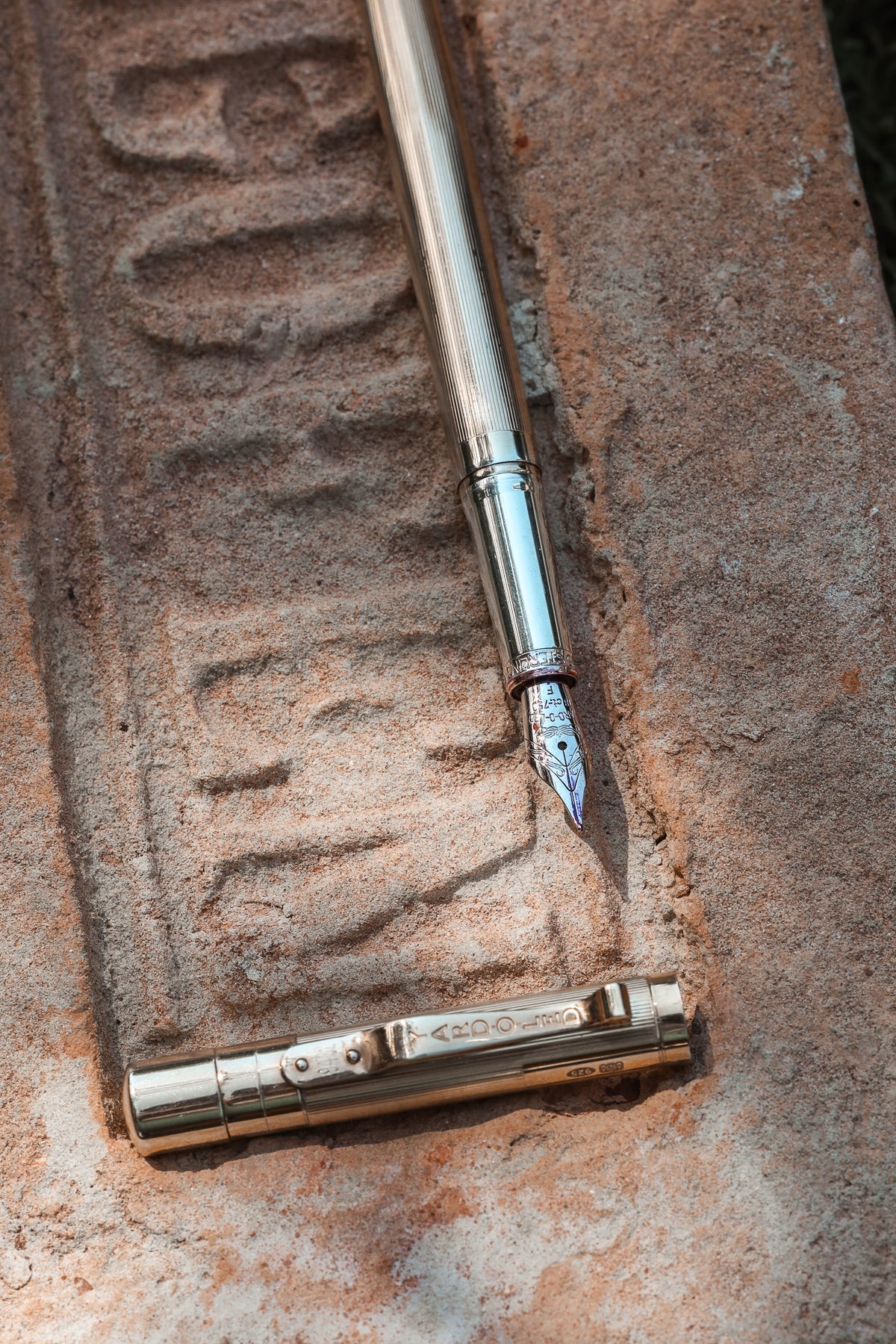 Yard-O-Led - The Pinstripe 72 Gold Vermeil Standard Fountain Pen - EB London